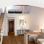 Downtown VI Vadi Hotel