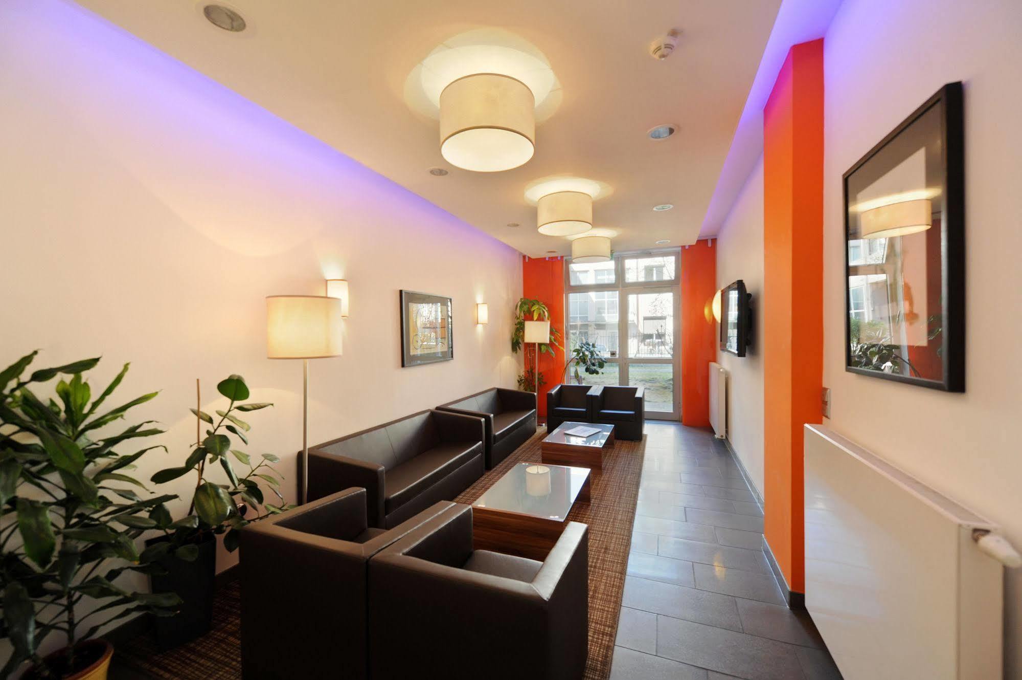 Hotel Downtown Vi Vadi 3*
